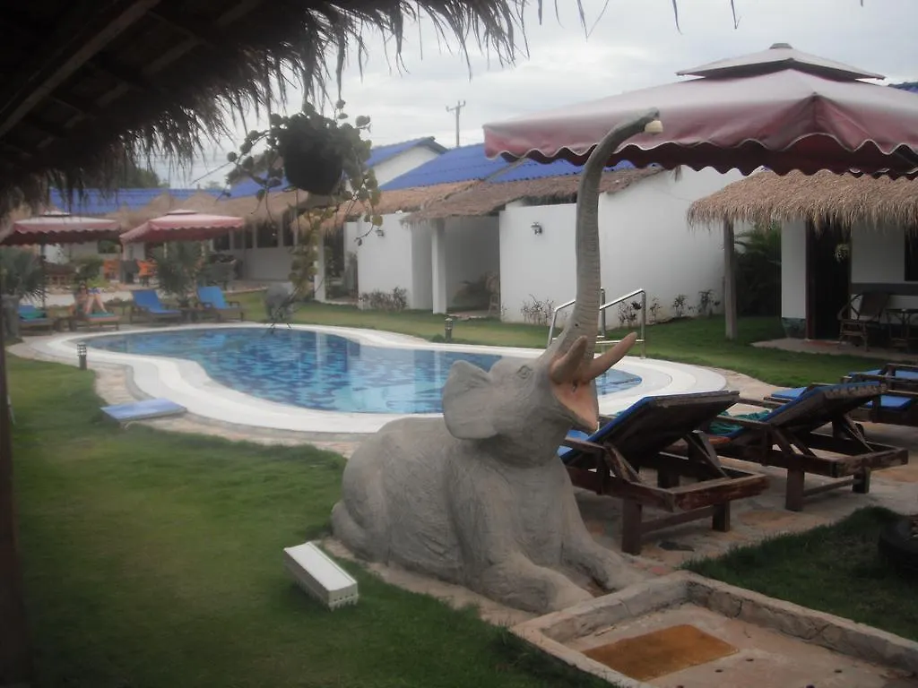 Pat Pat Guesthouse シアヌークビル ホテル