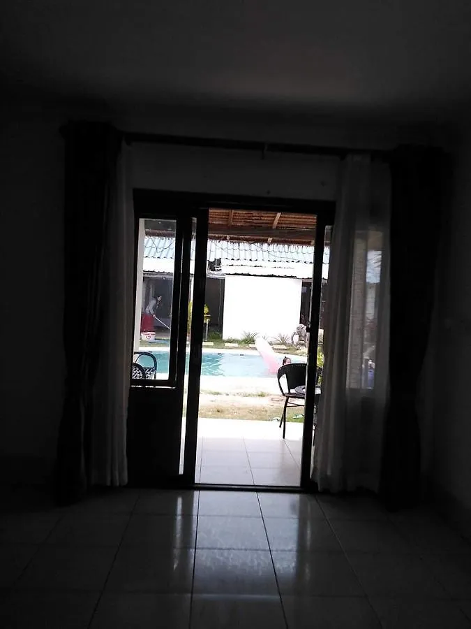 Pat Pat Guesthouse Sihanoukville 3*,